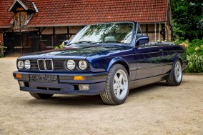 BMW 325 i E30 Cabrio 4