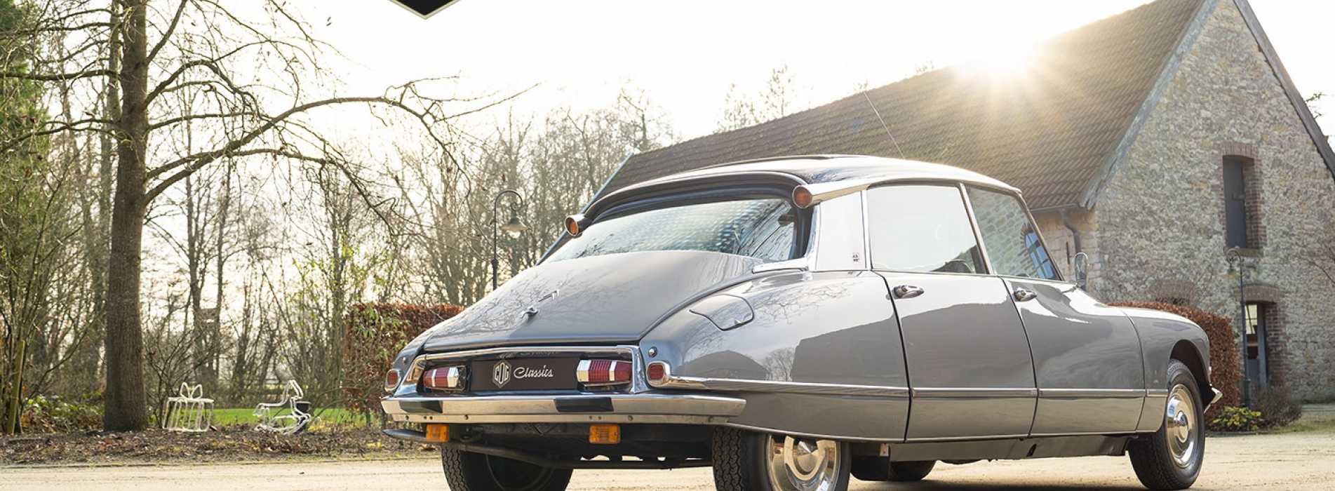 Citroën DS 21 Pallas 11