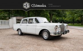 Mercedes-Benz 230 S Limousine W111 27