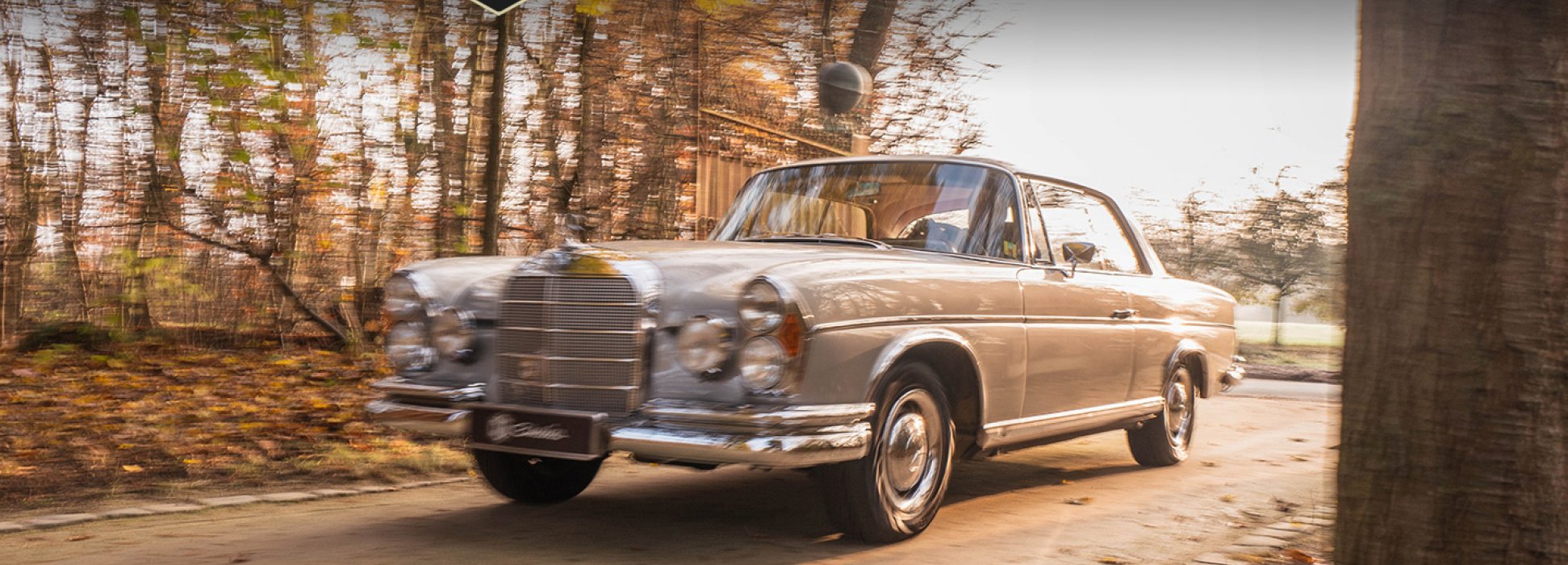 Mercedes-Benz 250 SE W111 1